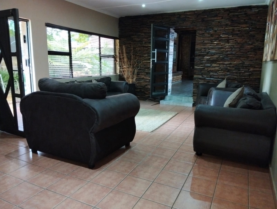 3 Bedroom Property for Sale in Protea Park North West